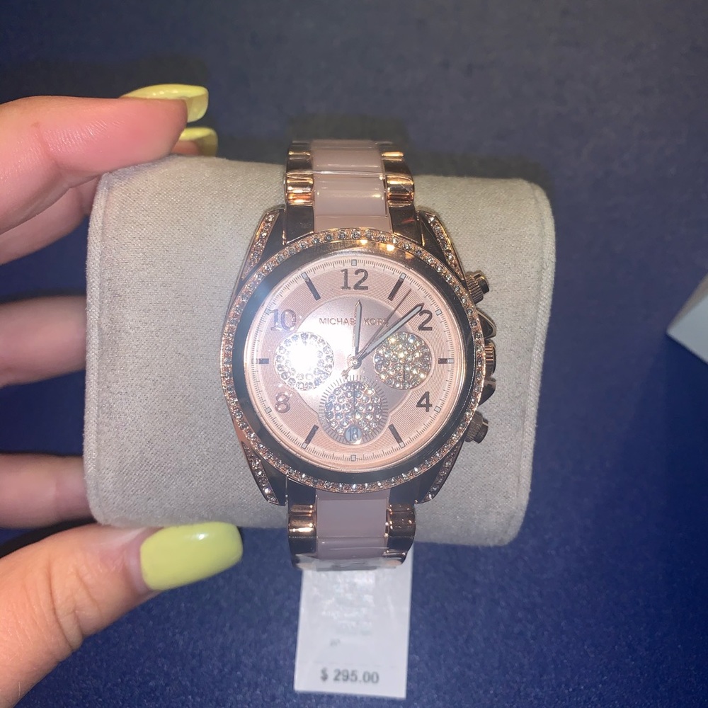 Michael Kors rose gold watch